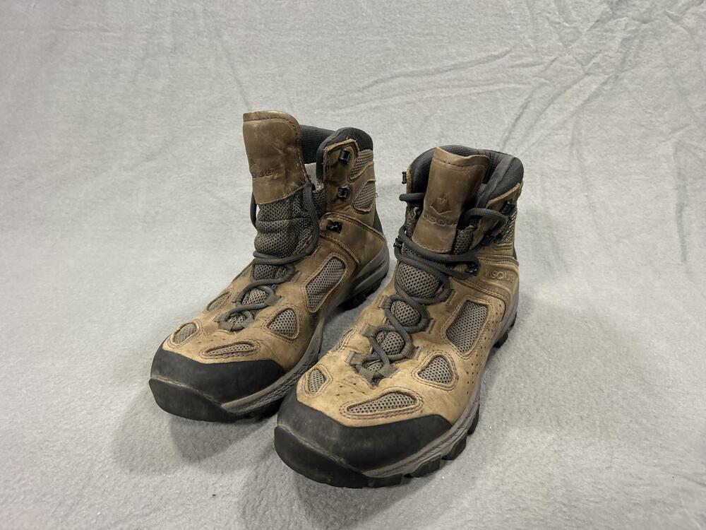 Vasque Breeze Boots Mens Size 10 Brown Nubuck Waterproof Hiking Trail 7752